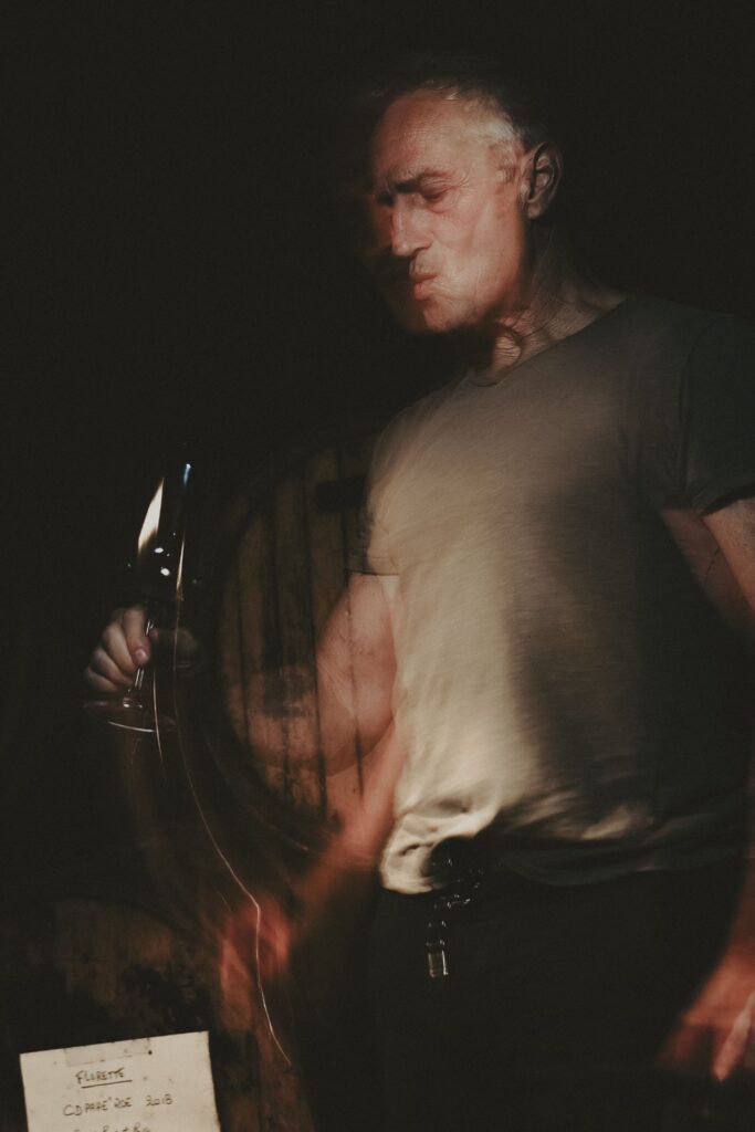 shooting domaine viticole vigneron dans chai