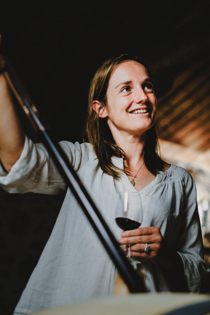 shooting domaine viticole vigneronne dans chai