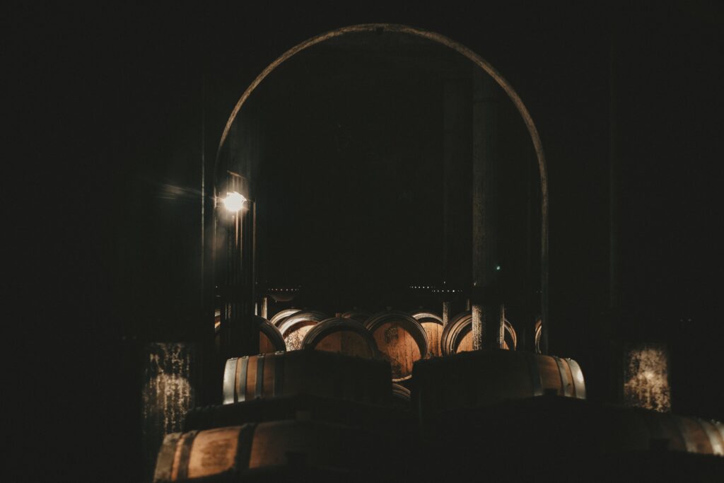 tonneau cave beewine photo